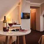 Hotel*** Nat 부코비나 타트잔스카