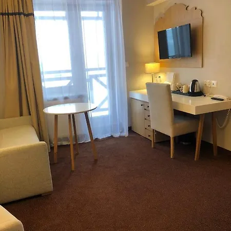 Hotel*** Nat Hotel