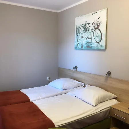 Готель Hotel*** Nat