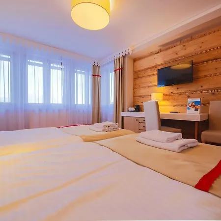 Hotel*** Nat 3*